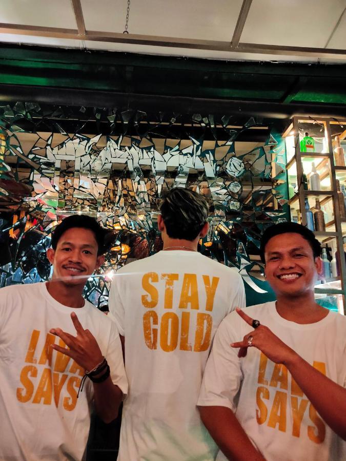 Gili Beach Bum Hostel Gili Trawangan Luaran gambar