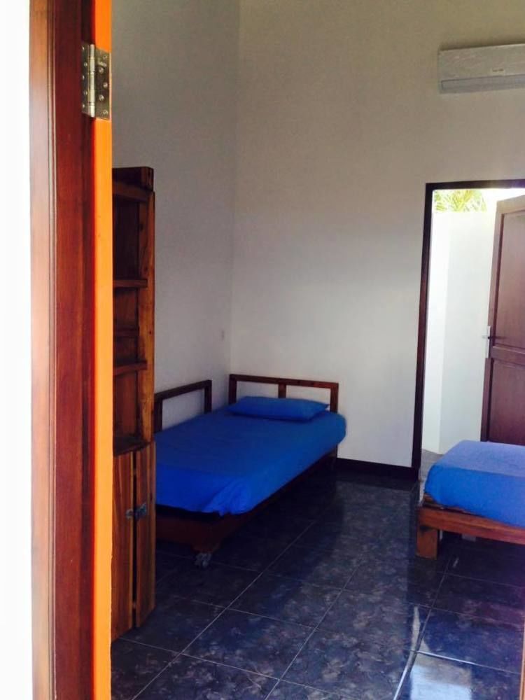 Gili Beach Bum Hostel Gili Trawangan Luaran gambar